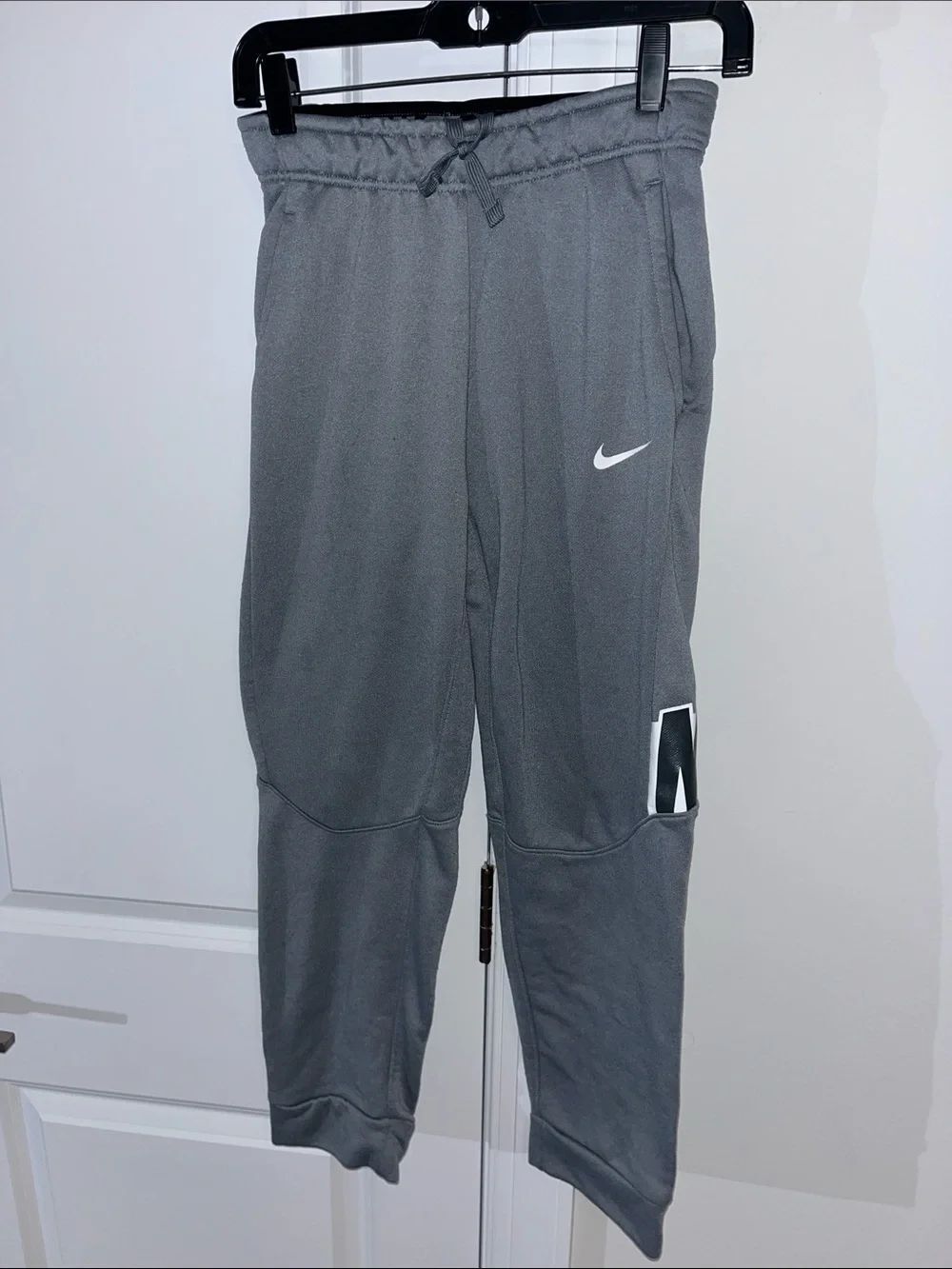 Nike gray work out 2 pocket Sweatpants track jog jogger youth Pants L kids